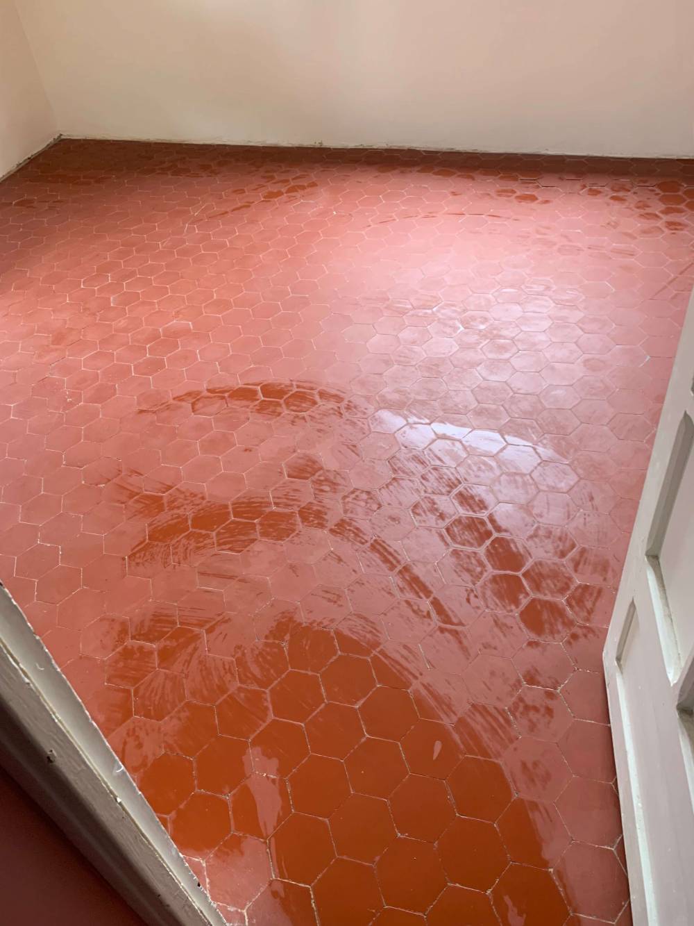 Votre professionnel du ponçage près de Cagnes-sur-Mer (6).jpeg